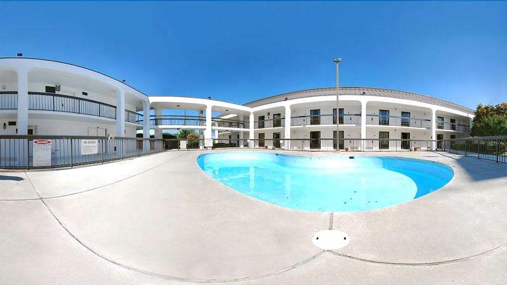Quality Inn Christiansburg - Blacksburg Esterno foto